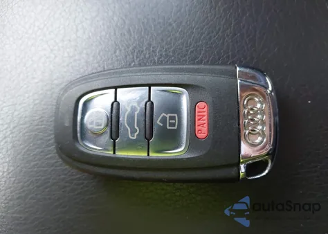 2010 Audi Q5 3.2 Premium из США, поврежденный, VIN WA1MKAFP0AA088592